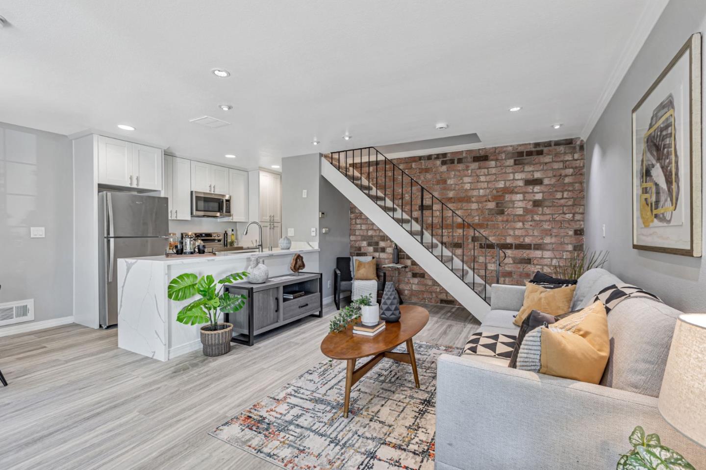 Detail Gallery Image 5 of 36 For 779 Warring Dr #3,  San Jose,  CA 95123 - 2 Beds | 1 Baths