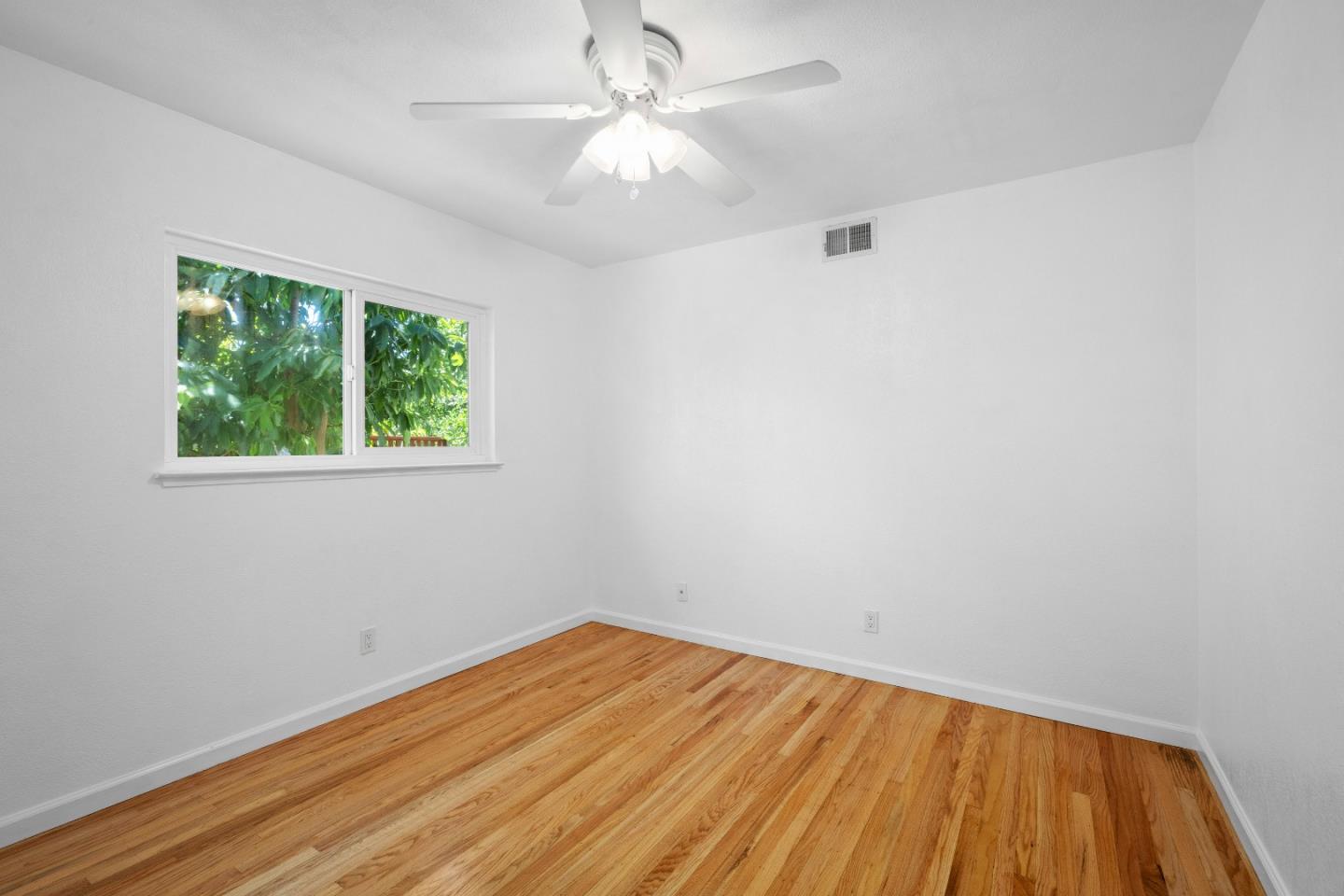 Detail Gallery Image 30 of 48 For 5898 Ettersberg, San Jose,  CA 95123 - 3 Beds | 2 Baths