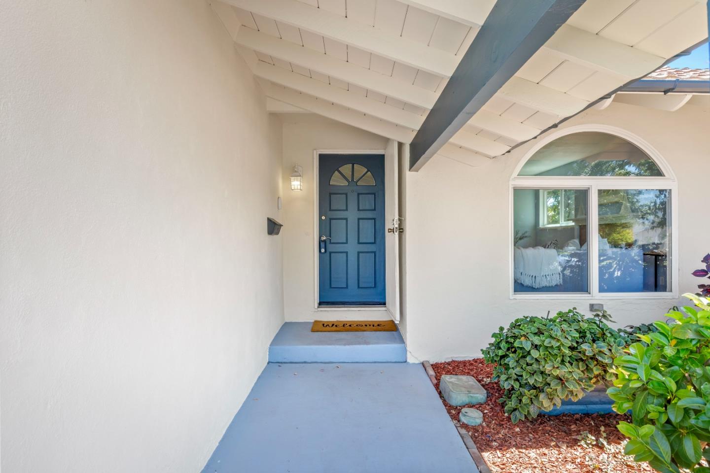 Detail Gallery Image 4 of 48 For 5898 Ettersberg, San Jose,  CA 95123 - 3 Beds | 2 Baths