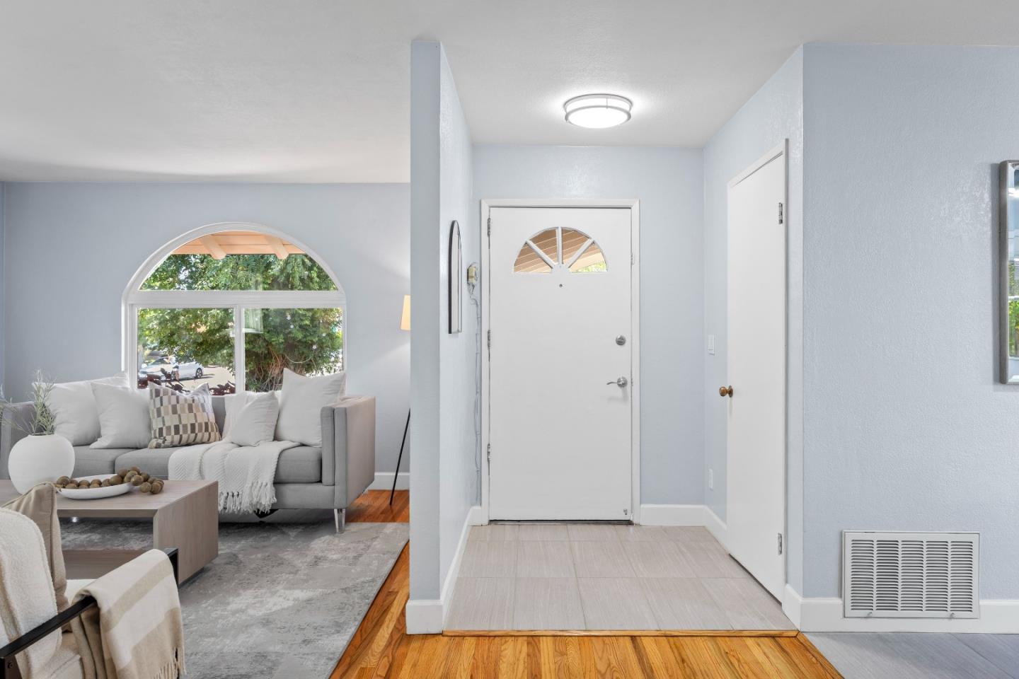 Detail Gallery Image 5 of 48 For 5898 Ettersberg, San Jose,  CA 95123 - 3 Beds | 2 Baths