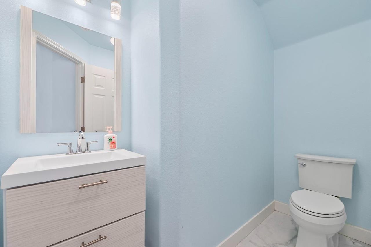 Detail Gallery Image 27 of 30 For 708 Raineer Ct, San Leandro,  CA 94577 - 3 Beds | 2/1 Baths