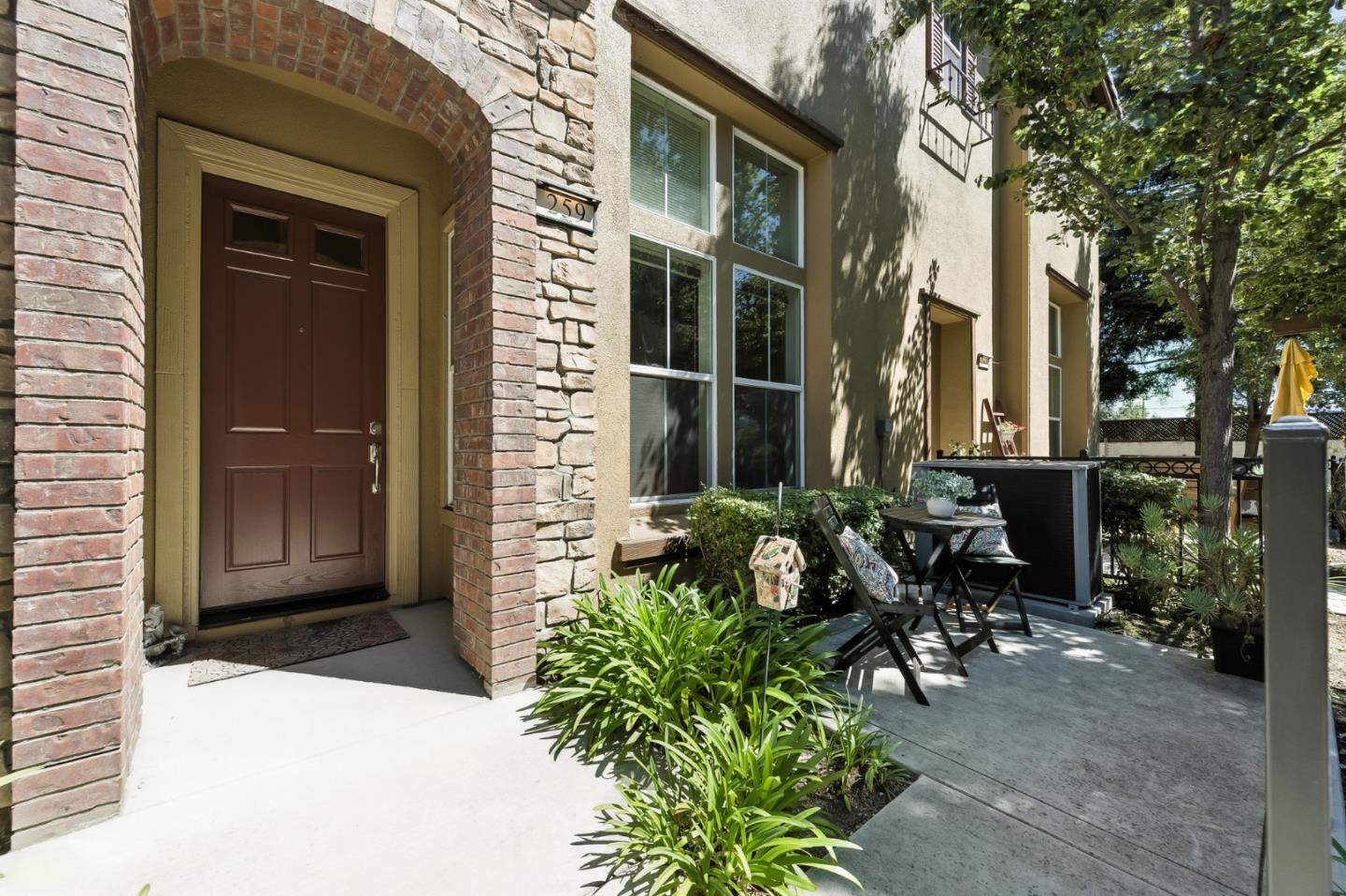Detail Gallery Image 5 of 40 For 259 Ginko Ter, Sunnyvale,  CA 94086 - 3 Beds | 2/1 Baths