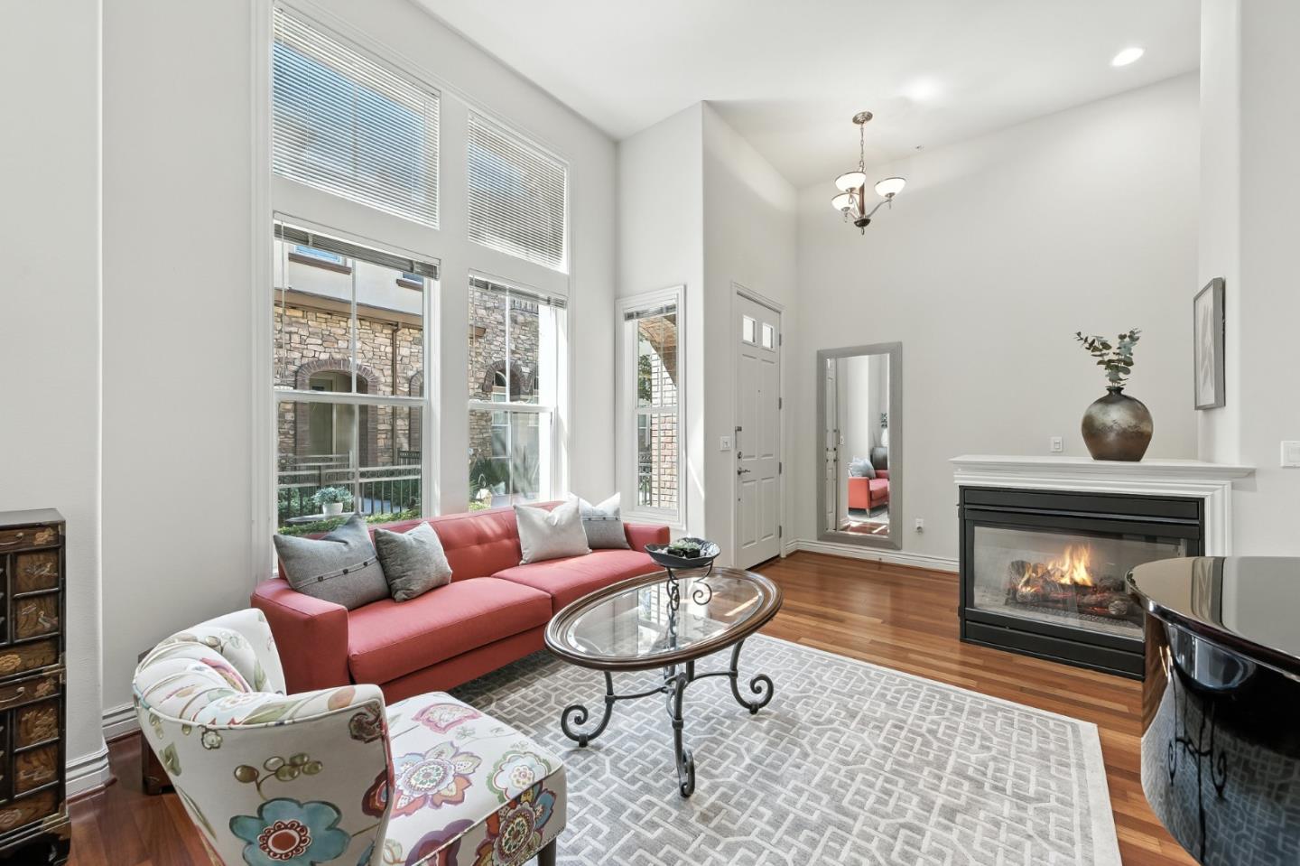 Detail Gallery Image 8 of 40 For 259 Ginko Ter, Sunnyvale,  CA 94086 - 3 Beds | 2/1 Baths
