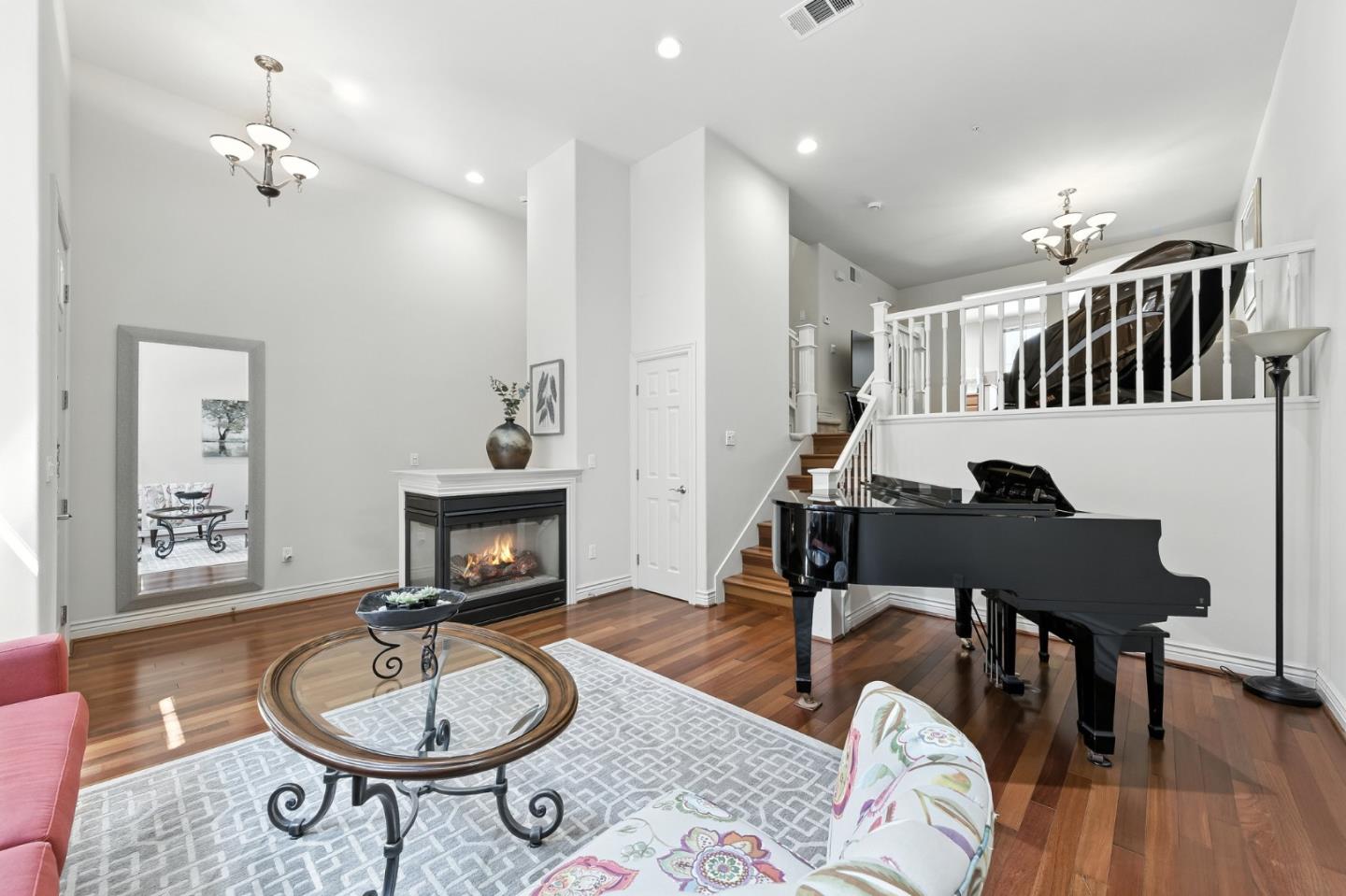 Detail Gallery Image 9 of 40 For 259 Ginko Ter, Sunnyvale,  CA 94086 - 3 Beds | 2/1 Baths