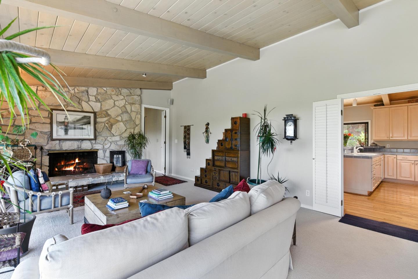 Detail Gallery Image 7 of 57 For 2935 Sherwood Dr, San Carlos,  CA 94070 - 4 Beds | 3/1 Baths