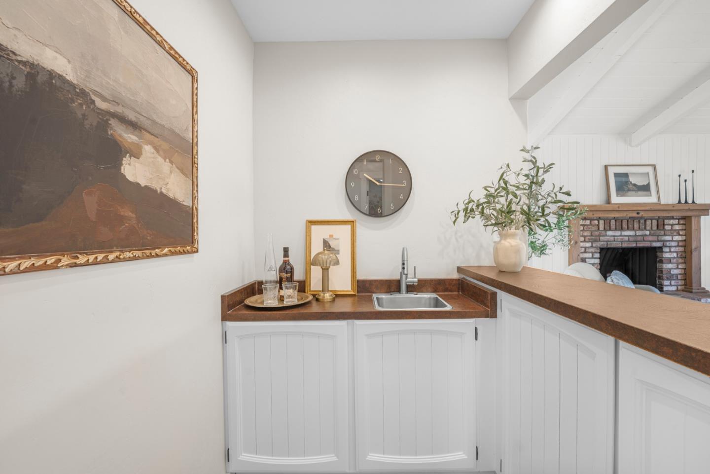 Detail Gallery Image 16 of 36 For 461 Morada Ln, Hollister,  CA 95023 - 3 Beds | 2/1 Baths