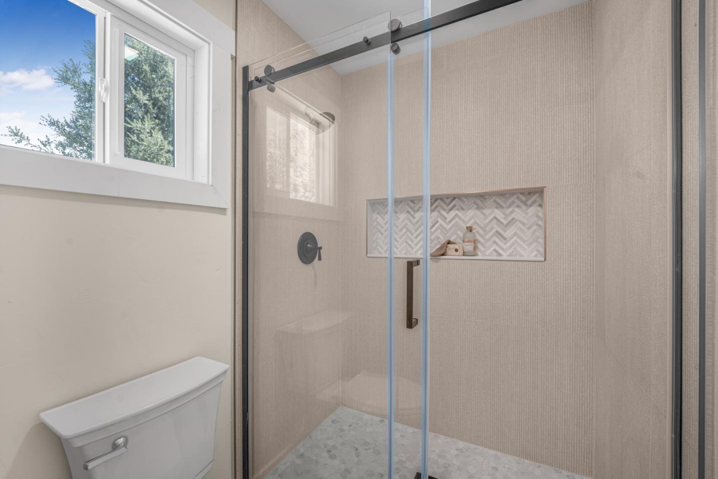 Detail Gallery Image 20 of 36 For 461 Morada Ln, Hollister,  CA 95023 - 3 Beds | 2/1 Baths