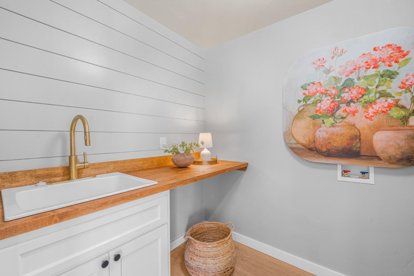 Detail Gallery Image 26 of 36 For 461 Morada Ln, Hollister,  CA 95023 - 3 Beds | 2/1 Baths