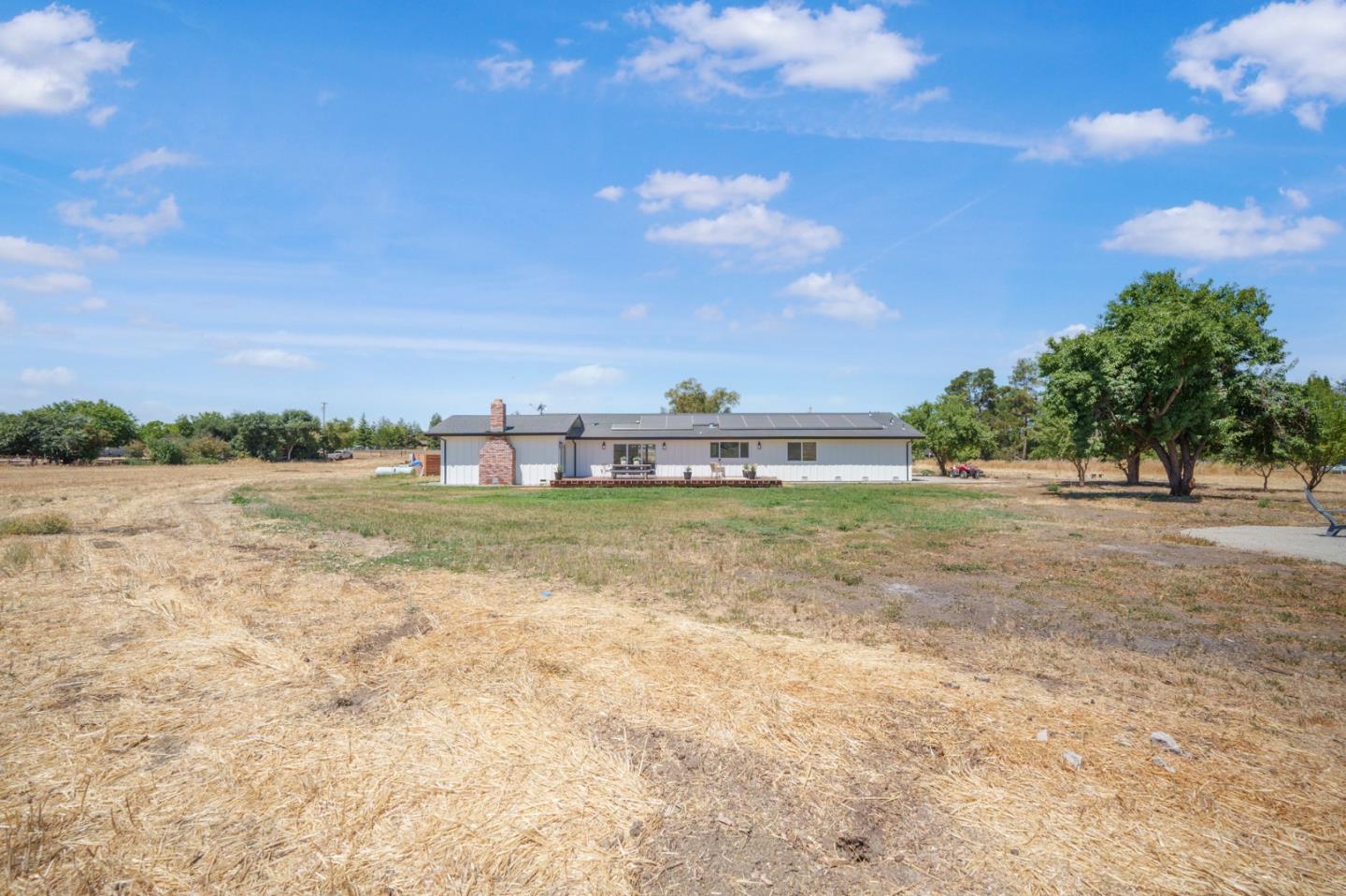 Detail Gallery Image 31 of 36 For 461 Morada Ln, Hollister,  CA 95023 - 3 Beds | 2/1 Baths