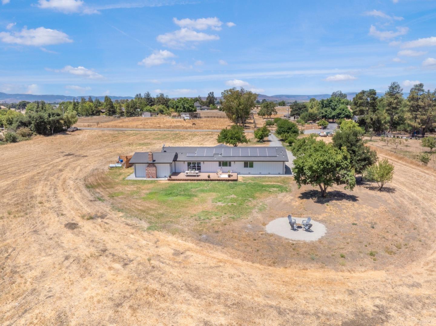 Detail Gallery Image 34 of 36 For 461 Morada Ln, Hollister,  CA 95023 - 3 Beds | 2/1 Baths