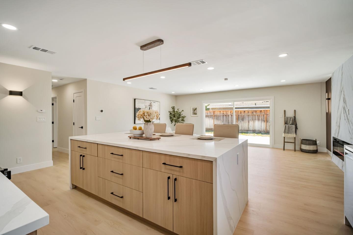Detail Gallery Image 16 of 34 For 3680 Norfolk Rd, Fremont,  CA 94538 - 4 Beds | 2 Baths