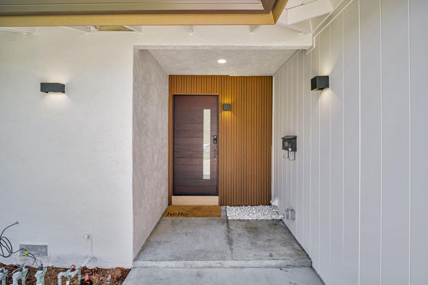 Detail Gallery Image 5 of 34 For 3680 Norfolk Rd, Fremont,  CA 94538 - 4 Beds | 2 Baths