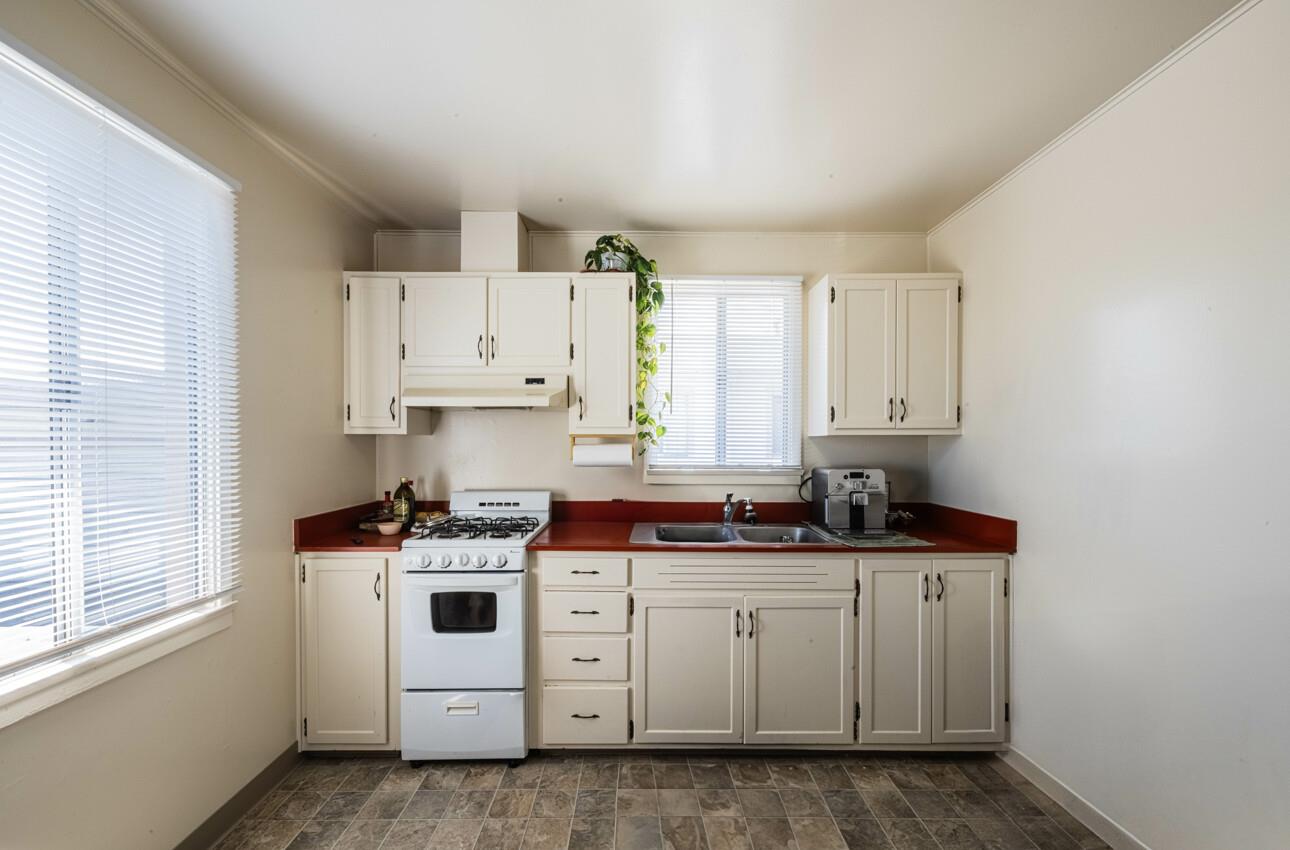 Detail Gallery Image 10 of 27 For 225 Carmel Ave, Marina,  CA 93933 - – Beds | – Baths