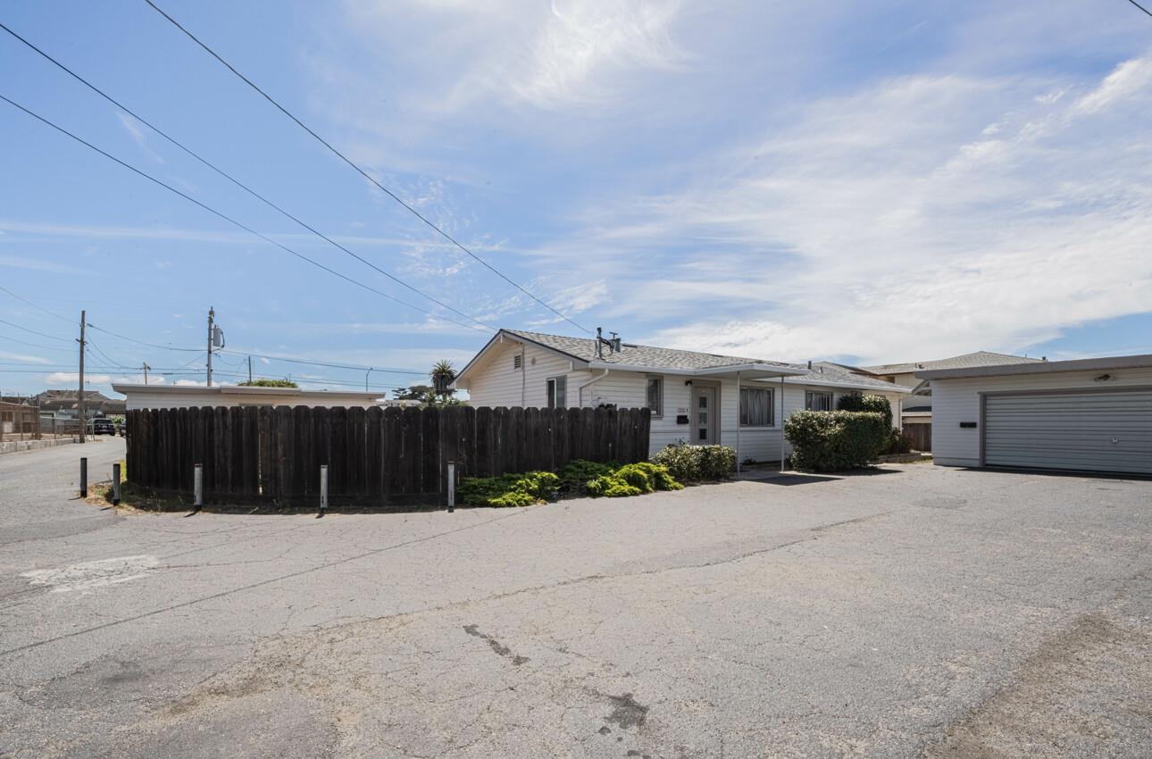 Detail Gallery Image 21 of 27 For 225 Carmel Ave, Marina,  CA 93933 - – Beds | – Baths