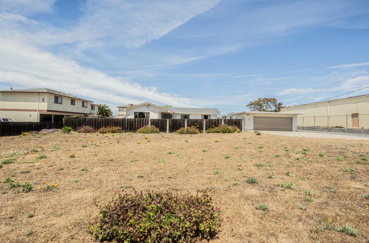 Detail Gallery Image 25 of 27 For 225 Carmel Ave, Marina,  CA 93933 - – Beds | – Baths