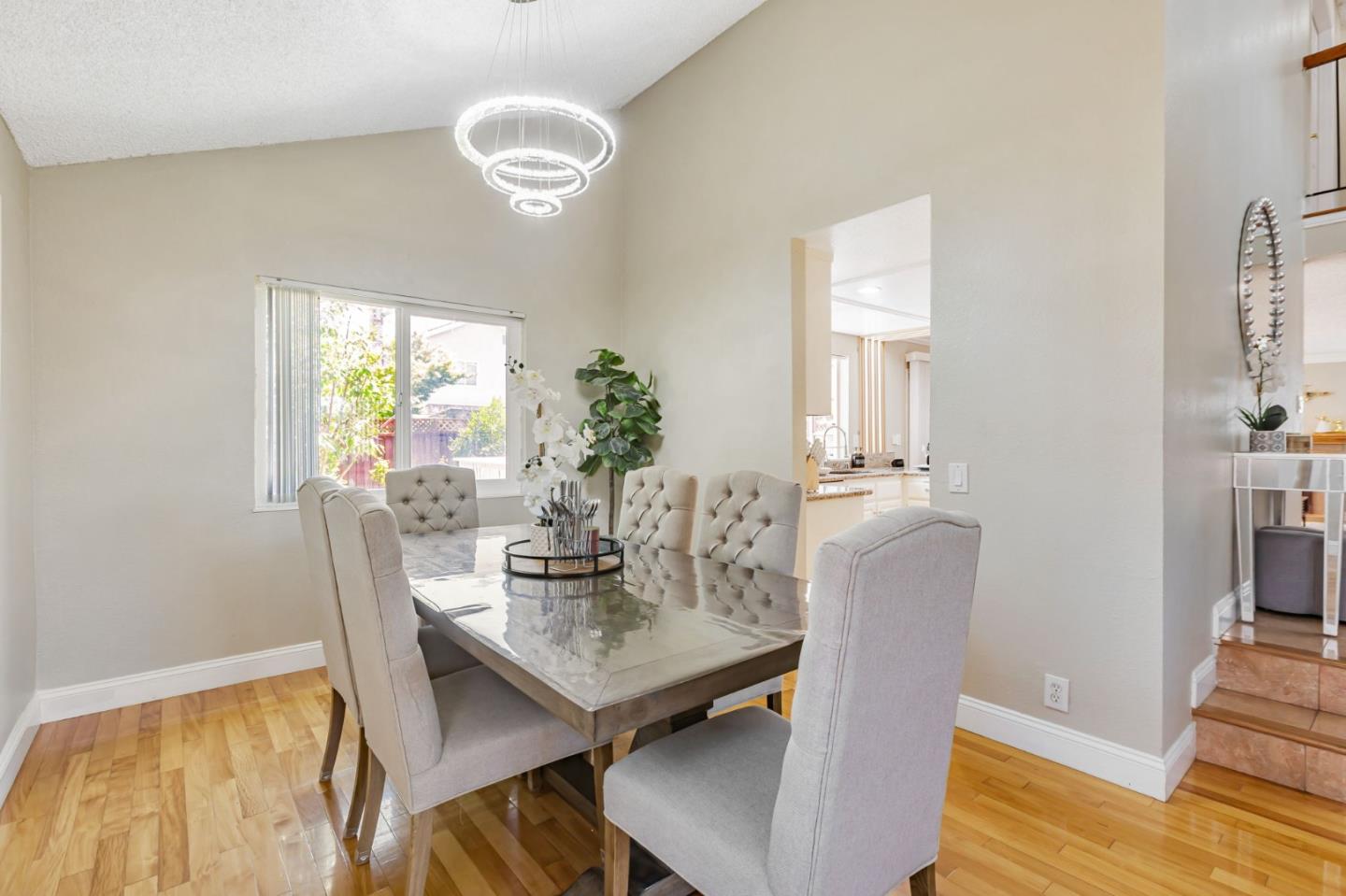 Detail Gallery Image 10 of 68 For 5769 Barnswell Way, San Jose,  CA 95138 - 4 Beds | 2/1 Baths