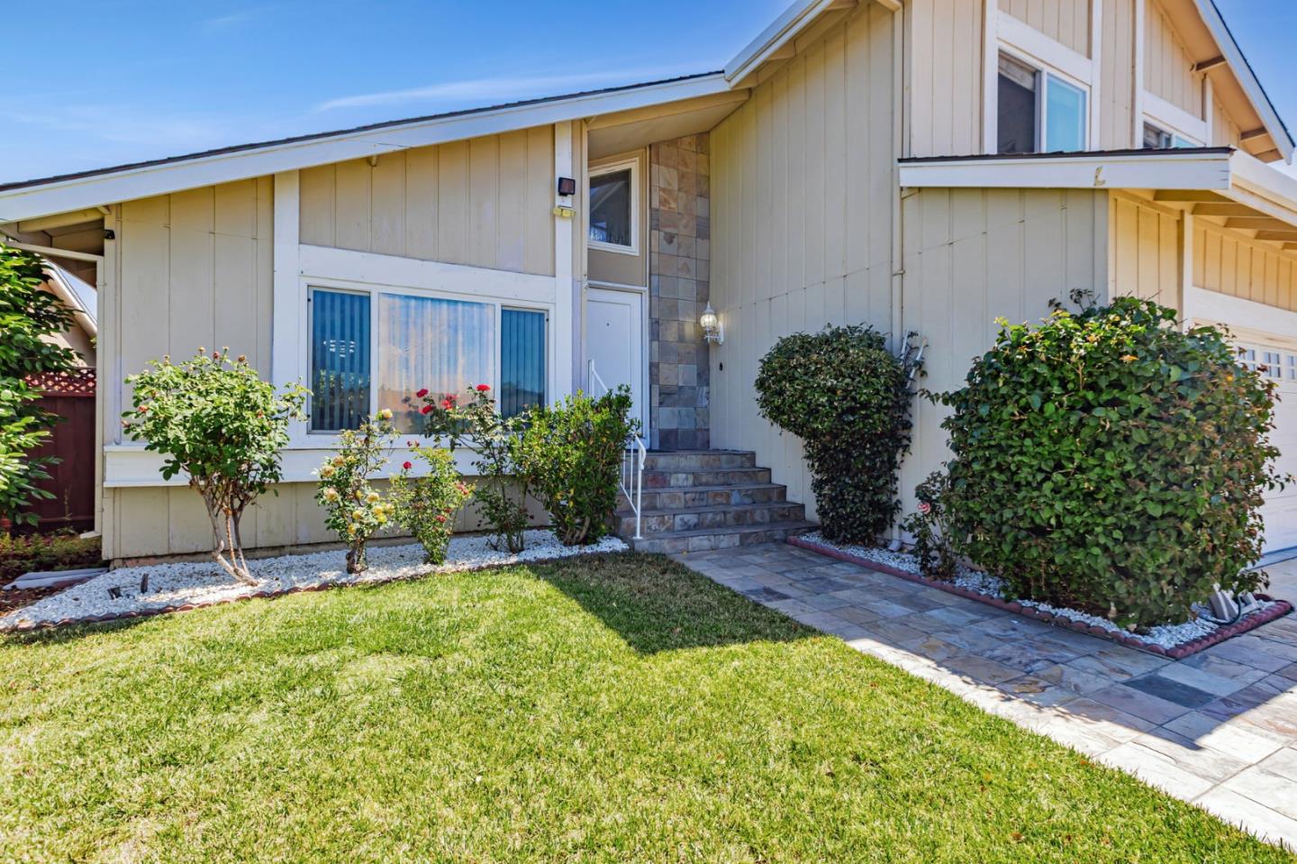 Detail Gallery Image 4 of 68 For 5769 Barnswell Way, San Jose,  CA 95138 - 4 Beds | 2/1 Baths