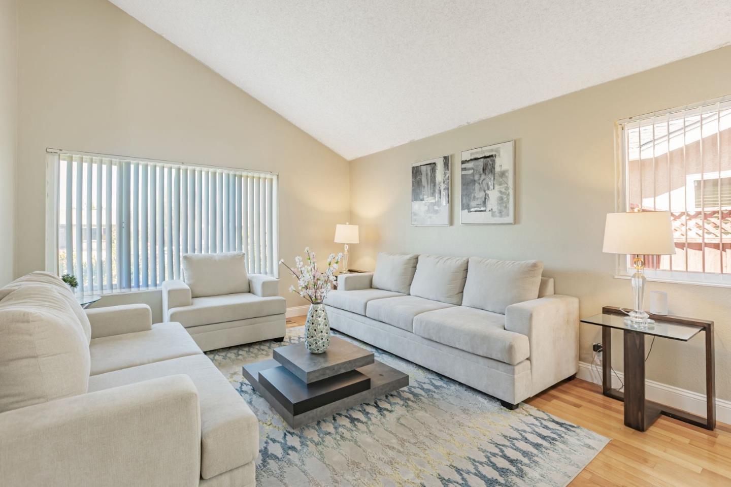 Detail Gallery Image 8 of 68 For 5769 Barnswell Way, San Jose,  CA 95138 - 4 Beds | 2/1 Baths