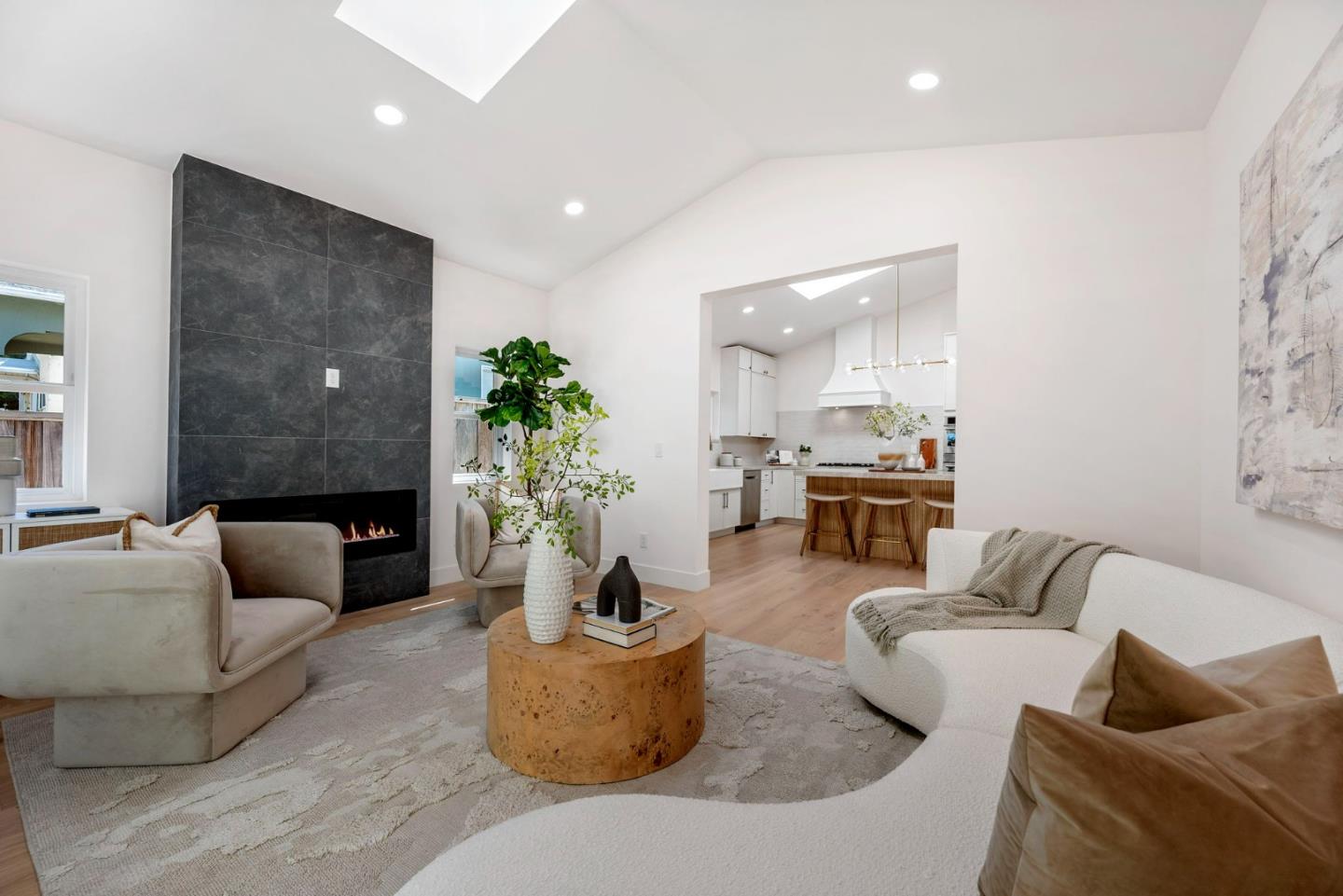 Detail Gallery Image 13 of 50 For 1202 Sanchez Ave, Burlingame,  CA 94010 - 3 Beds | 2 Baths