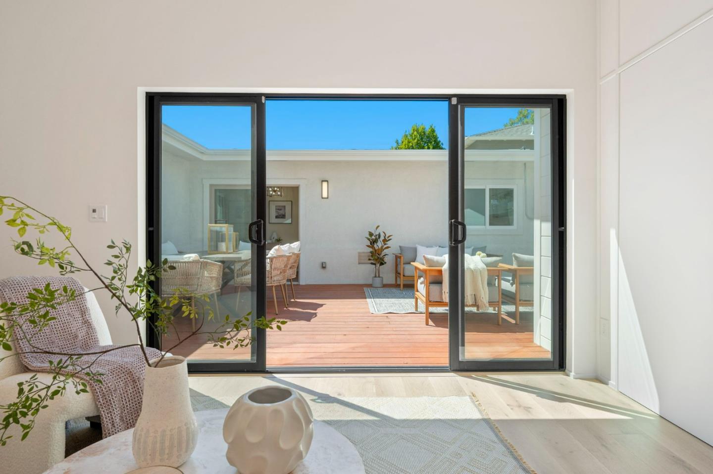Detail Gallery Image 35 of 50 For 1202 Sanchez Ave, Burlingame,  CA 94010 - 3 Beds | 2 Baths