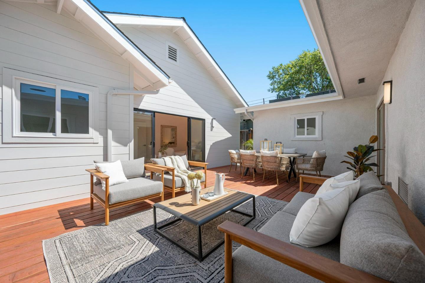 Detail Gallery Image 36 of 50 For 1202 Sanchez Ave, Burlingame,  CA 94010 - 3 Beds | 2 Baths