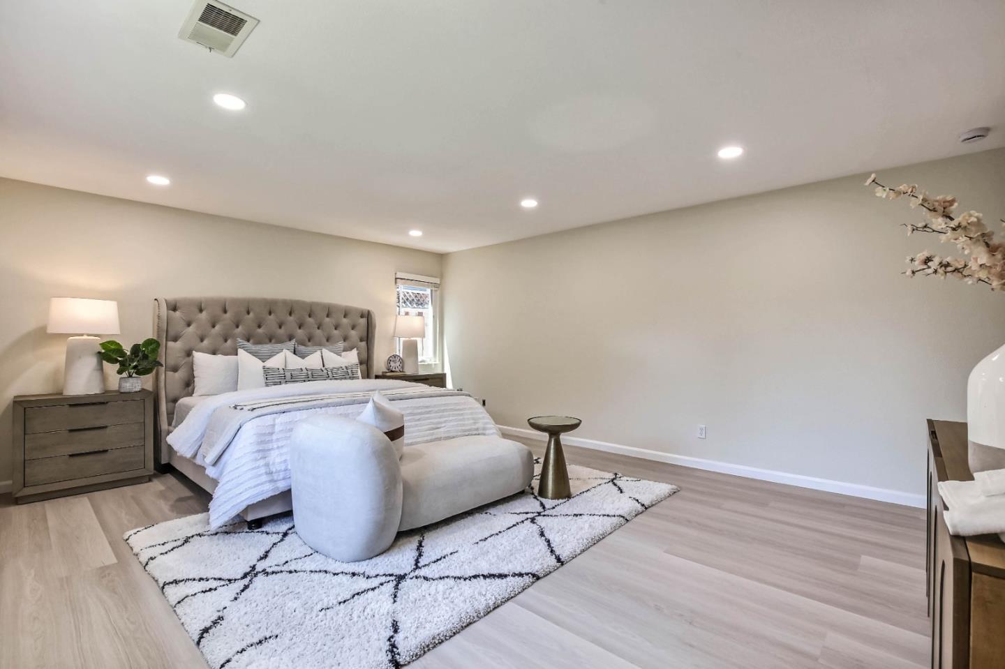 Detail Gallery Image 15 of 26 For 10250 Calvert Dr, Cupertino,  CA 95014 - 4 Beds | 3 Baths