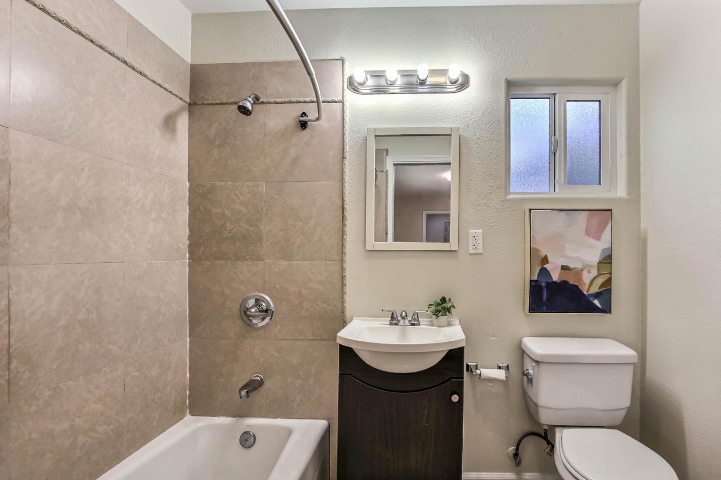 Detail Gallery Image 19 of 26 For 10250 Calvert Dr, Cupertino,  CA 95014 - 4 Beds | 3 Baths