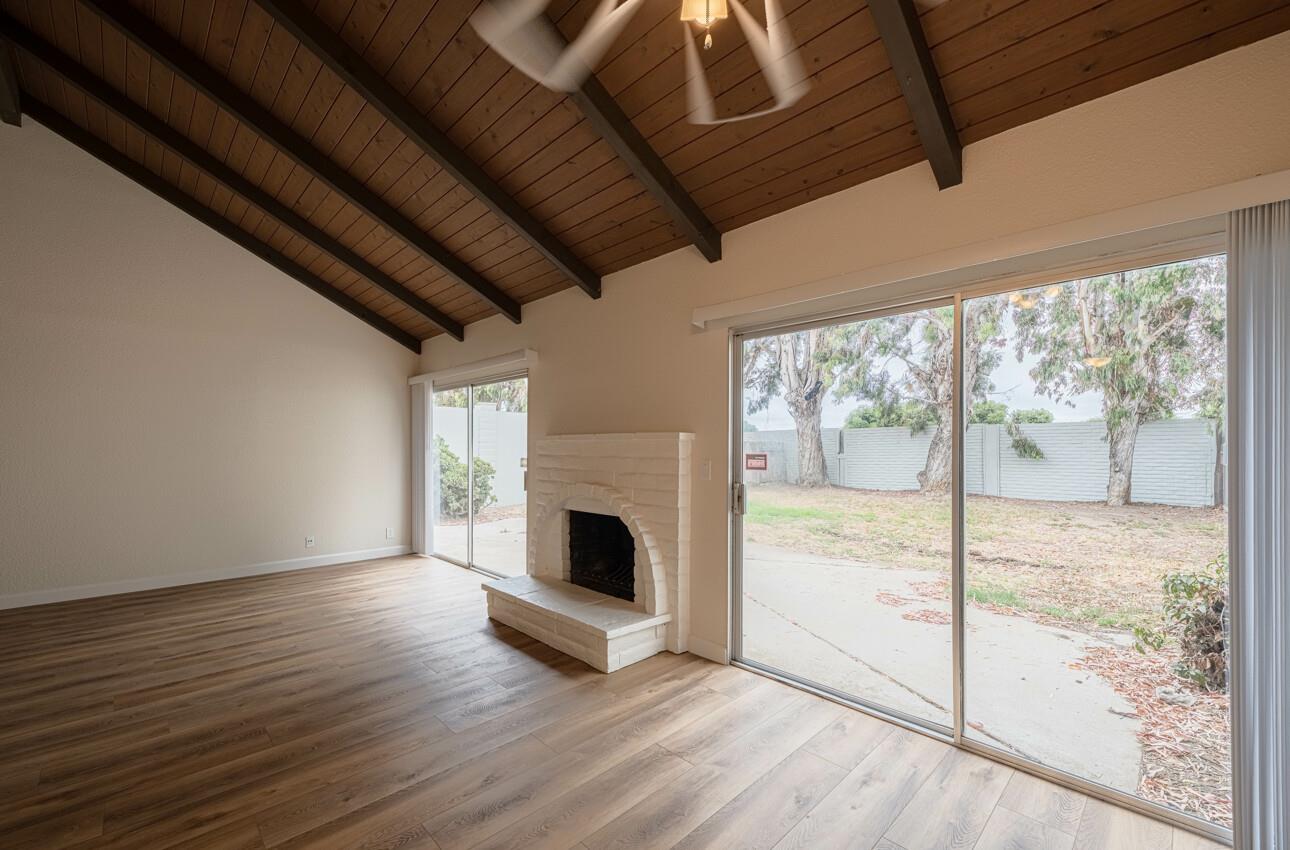 Detail Gallery Image 10 of 27 For 1639 Cherokee Dr, Salinas,  CA 93906 - 2 Beds | 1 Baths