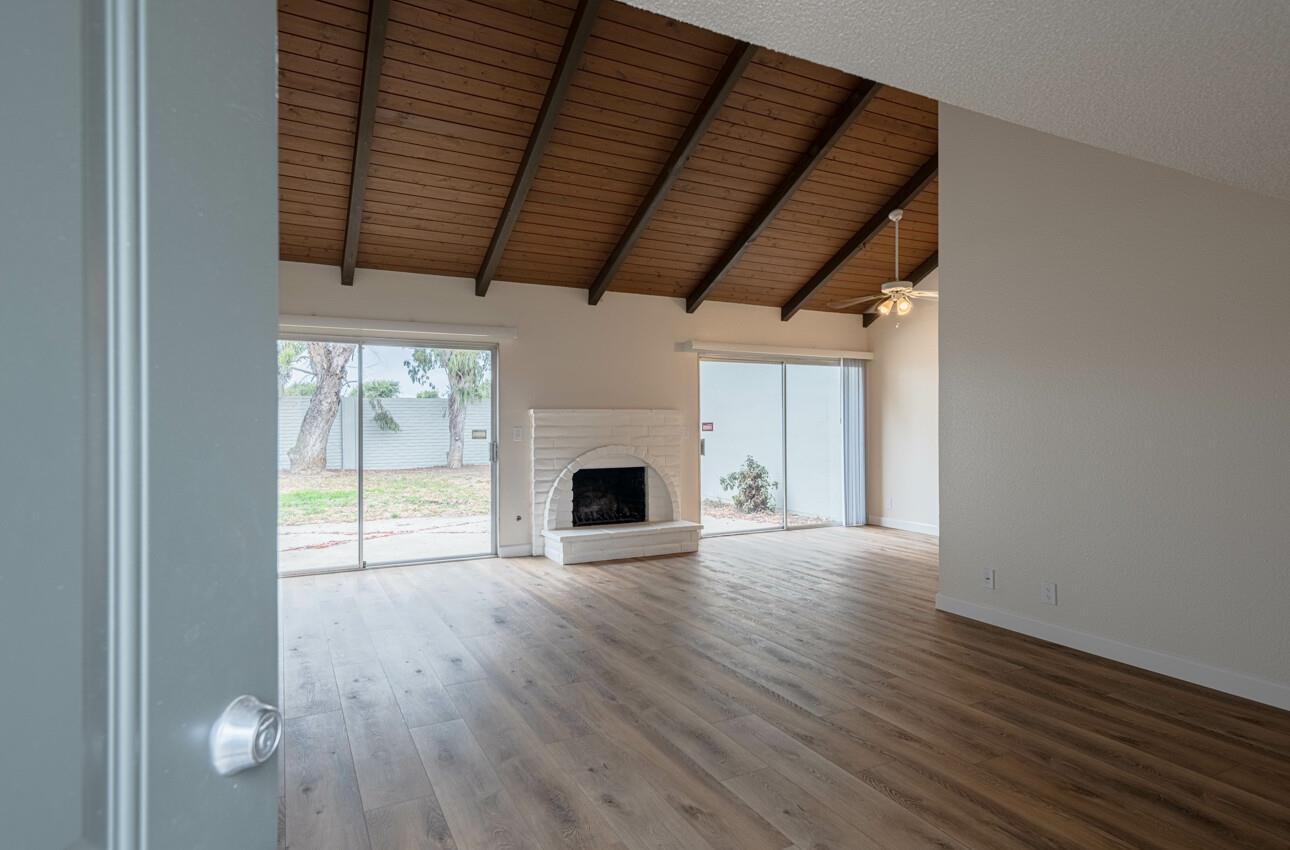 Detail Gallery Image 4 of 27 For 1639 Cherokee Dr, Salinas,  CA 93906 - 2 Beds | 1 Baths