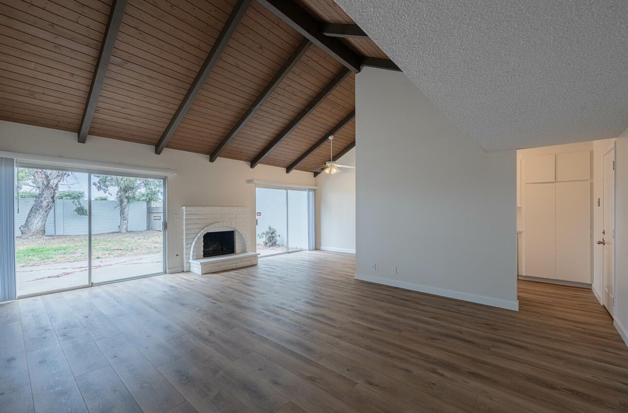 Detail Gallery Image 5 of 27 For 1639 Cherokee Dr, Salinas,  CA 93906 - 2 Beds | 1 Baths