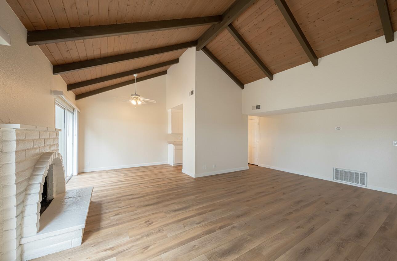 Detail Gallery Image 8 of 27 For 1639 Cherokee Dr, Salinas,  CA 93906 - 2 Beds | 1 Baths