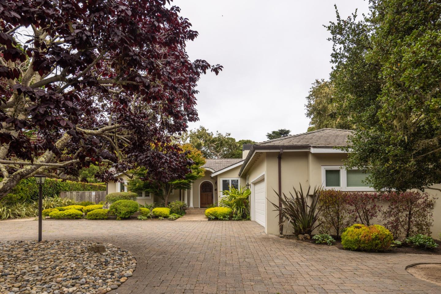 Detail Gallery Image 2 of 19 For 1068 the Old Dr, Pebble Beach,  CA 93953 - 3 Beds | 3 Baths