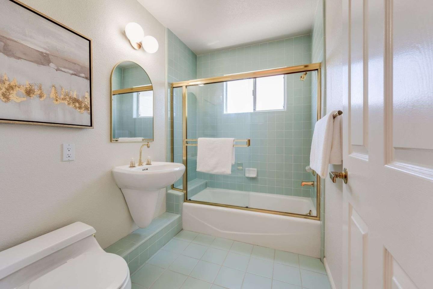 Detail Gallery Image 26 of 52 For 22346 Mcclellan Rd, Cupertino,  CA 95014 - 4 Beds | 3/1 Baths