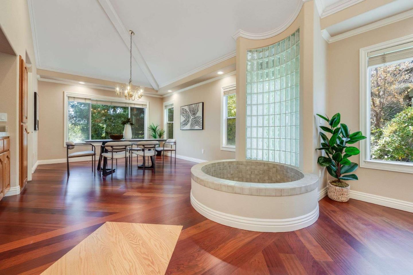 Detail Gallery Image 5 of 52 For 22346 Mcclellan Rd, Cupertino,  CA 95014 - 4 Beds | 3/1 Baths