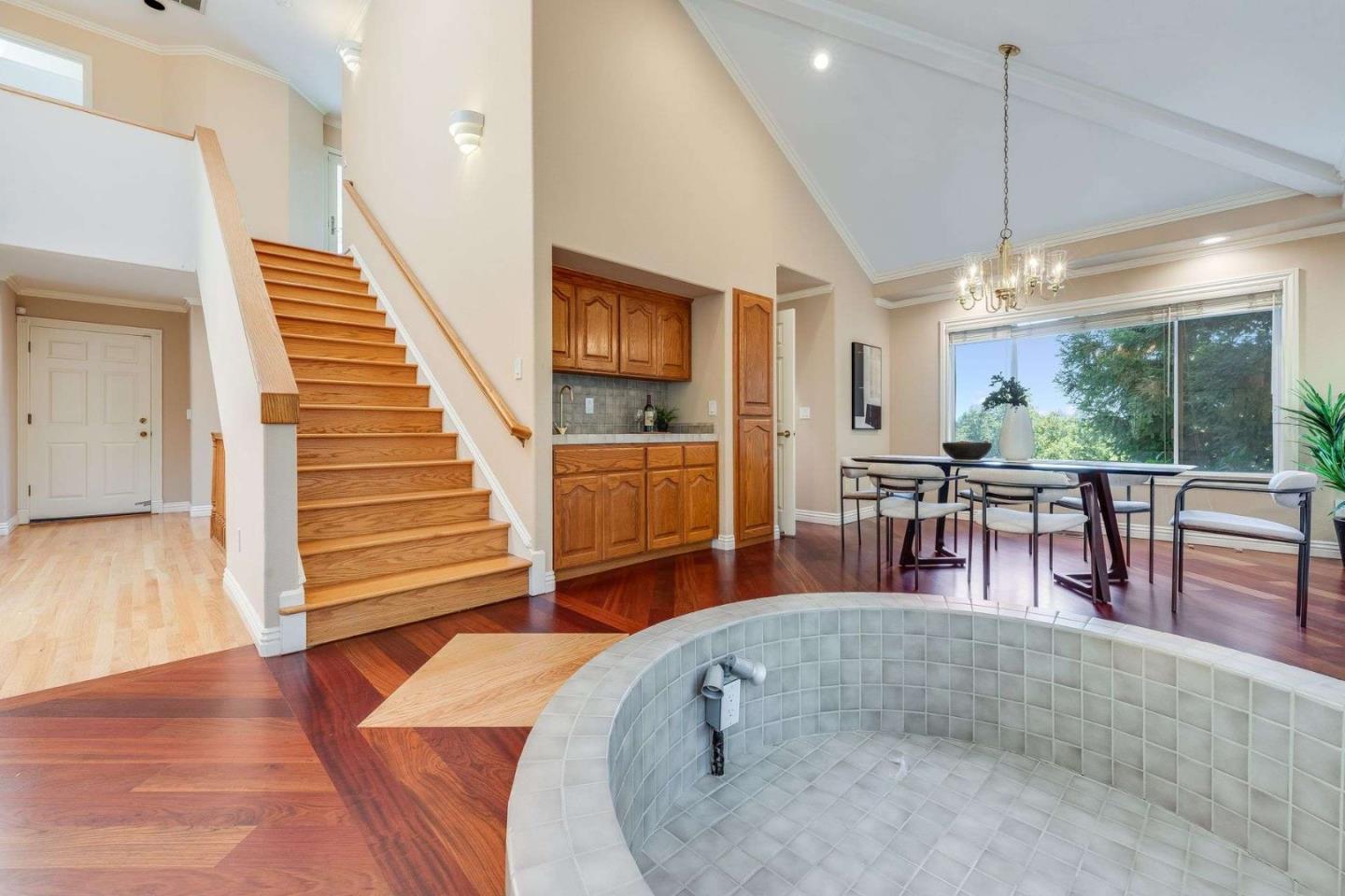Detail Gallery Image 8 of 52 For 22346 Mcclellan Rd, Cupertino,  CA 95014 - 4 Beds | 3/1 Baths