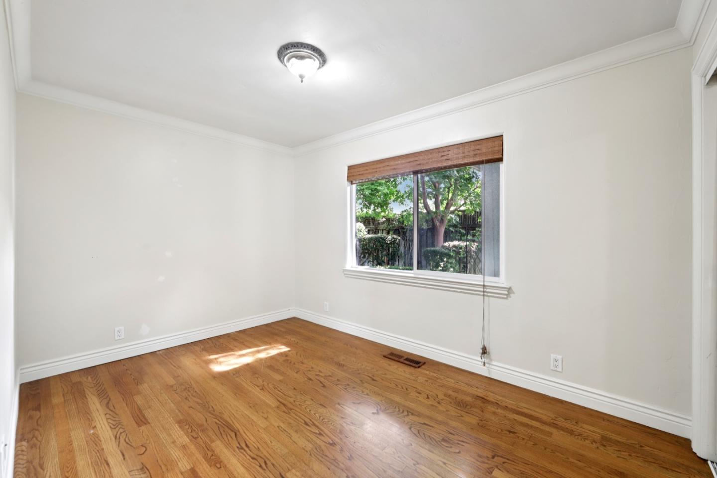 Detail Gallery Image 17 of 37 For 1206 Malone Rd, San Jose,  CA 95125 - 3 Beds | 2 Baths