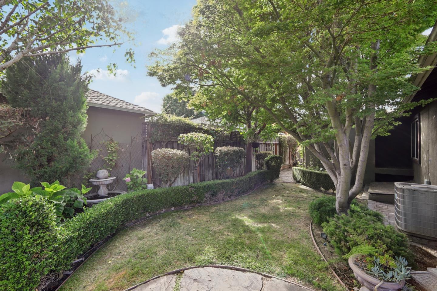 Detail Gallery Image 27 of 37 For 1206 Malone Rd, San Jose,  CA 95125 - 3 Beds | 2 Baths
