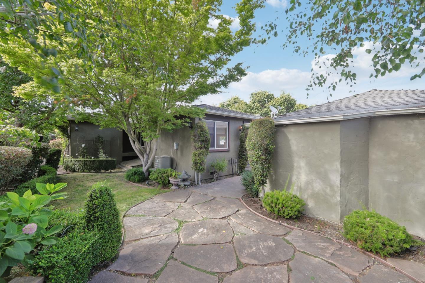 Detail Gallery Image 29 of 37 For 1206 Malone Rd, San Jose,  CA 95125 - 3 Beds | 2 Baths