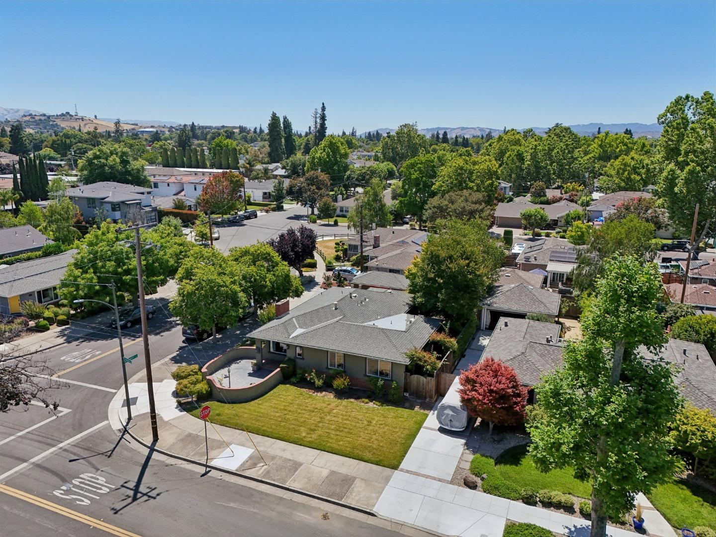 Detail Gallery Image 30 of 37 For 1206 Malone Rd, San Jose,  CA 95125 - 3 Beds | 2 Baths