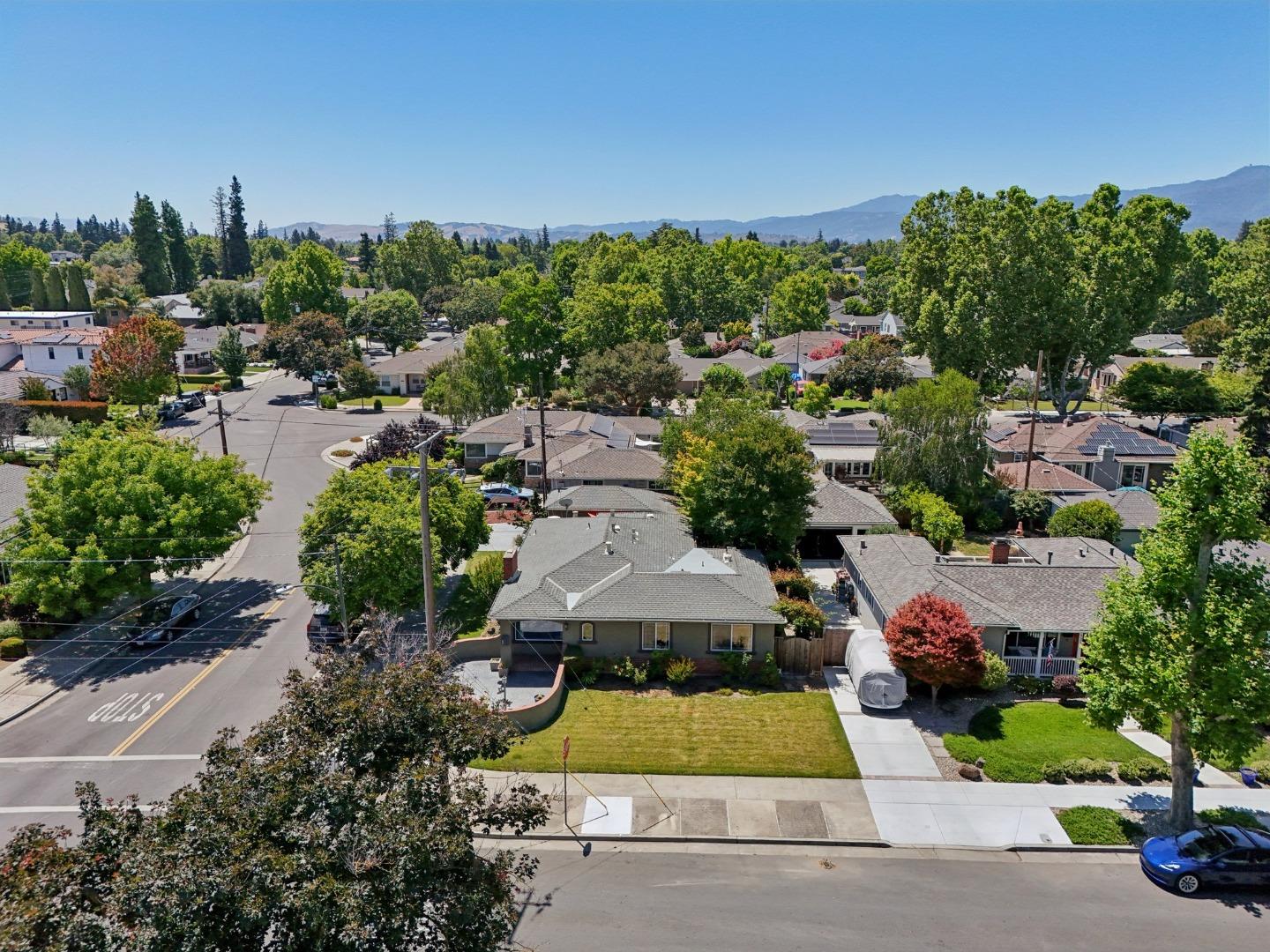 Detail Gallery Image 31 of 37 For 1206 Malone Rd, San Jose,  CA 95125 - 3 Beds | 2 Baths