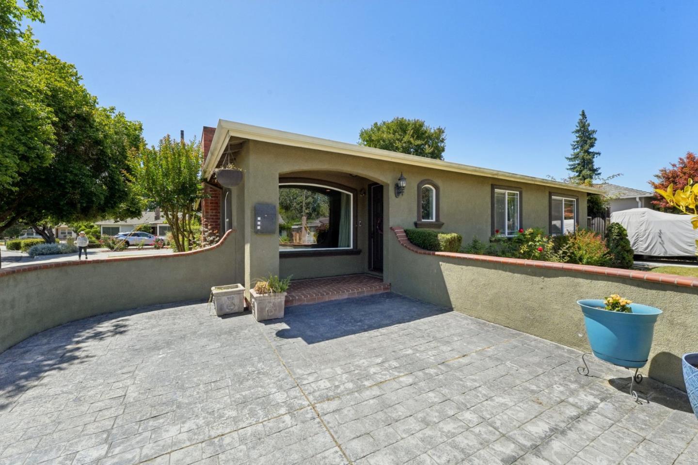 Detail Gallery Image 6 of 37 For 1206 Malone Rd, San Jose,  CA 95125 - 3 Beds | 2 Baths