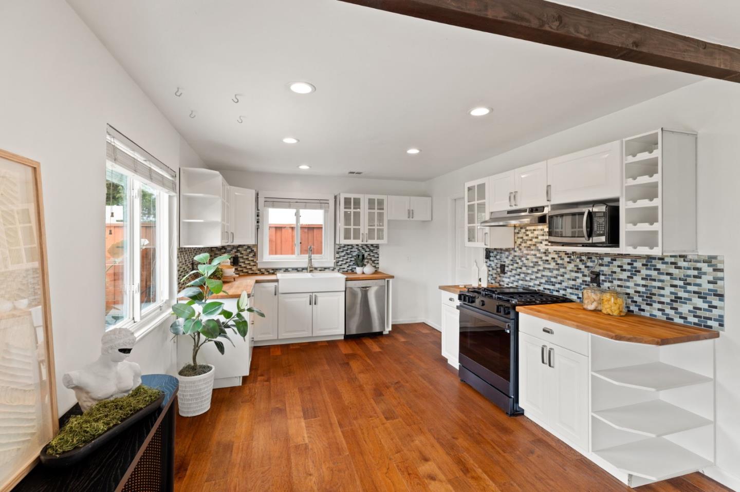 Detail Gallery Image 12 of 27 For 3832 Princeton Way, Livermore,  CA 94550 - 3 Beds | 1 Baths