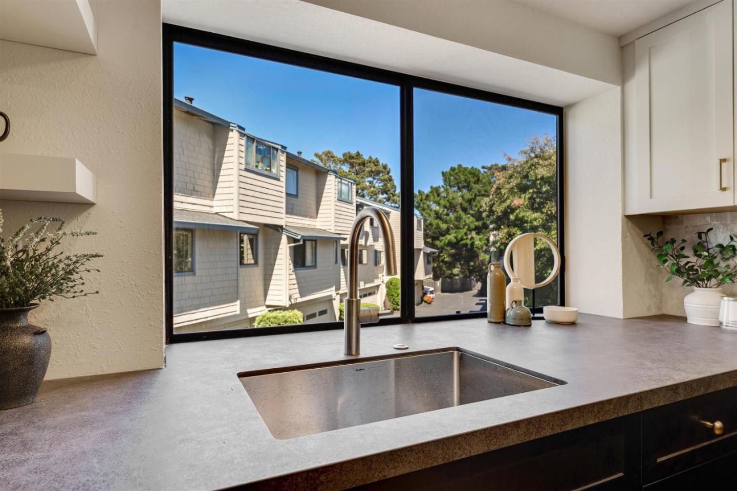 Detail Gallery Image 19 of 45 For 1103 via Tornasol, Aptos,  CA 95003 - 3 Beds | 2/1 Baths