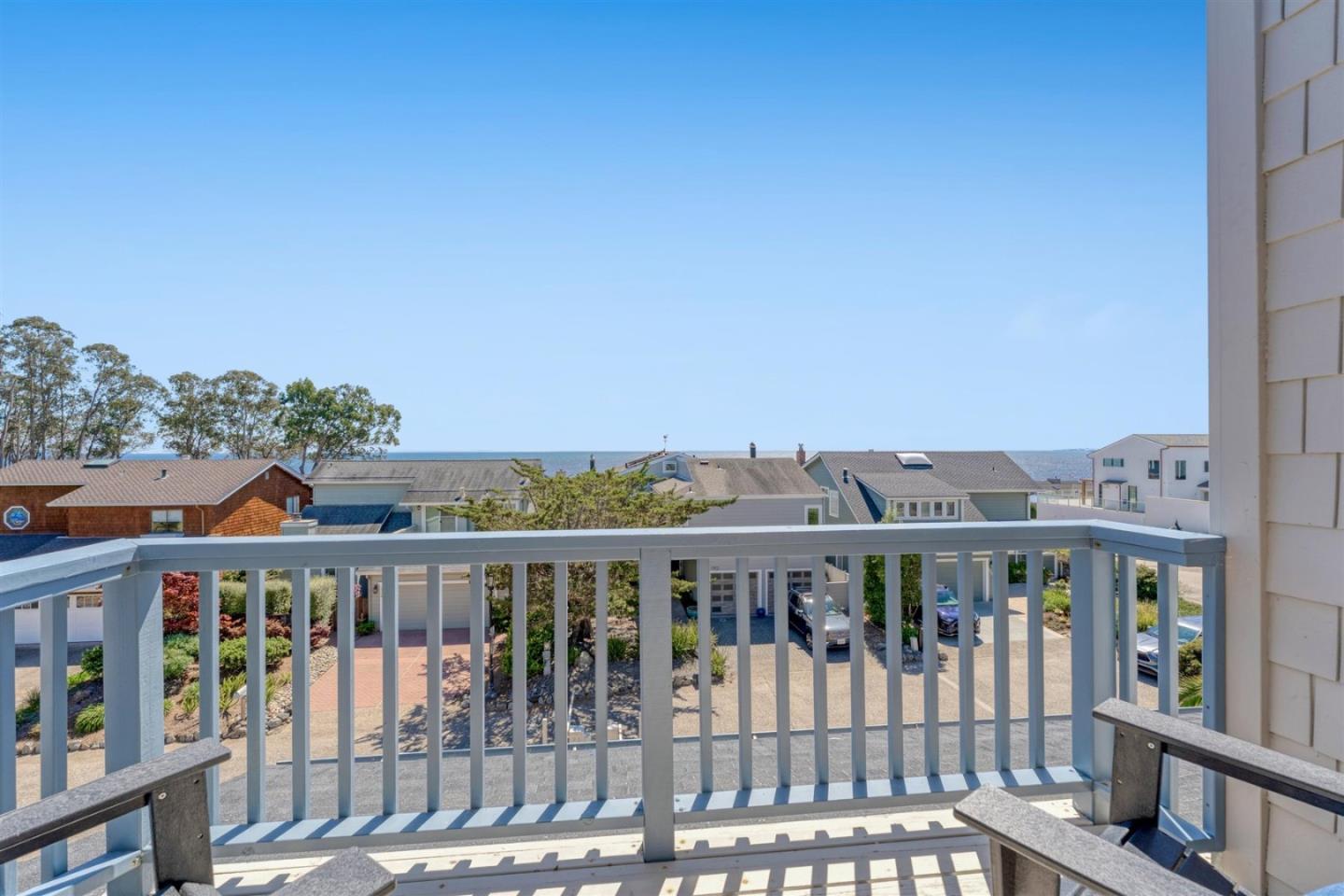 Detail Gallery Image 34 of 45 For 1103 via Tornasol, Aptos,  CA 95003 - 3 Beds | 2/1 Baths