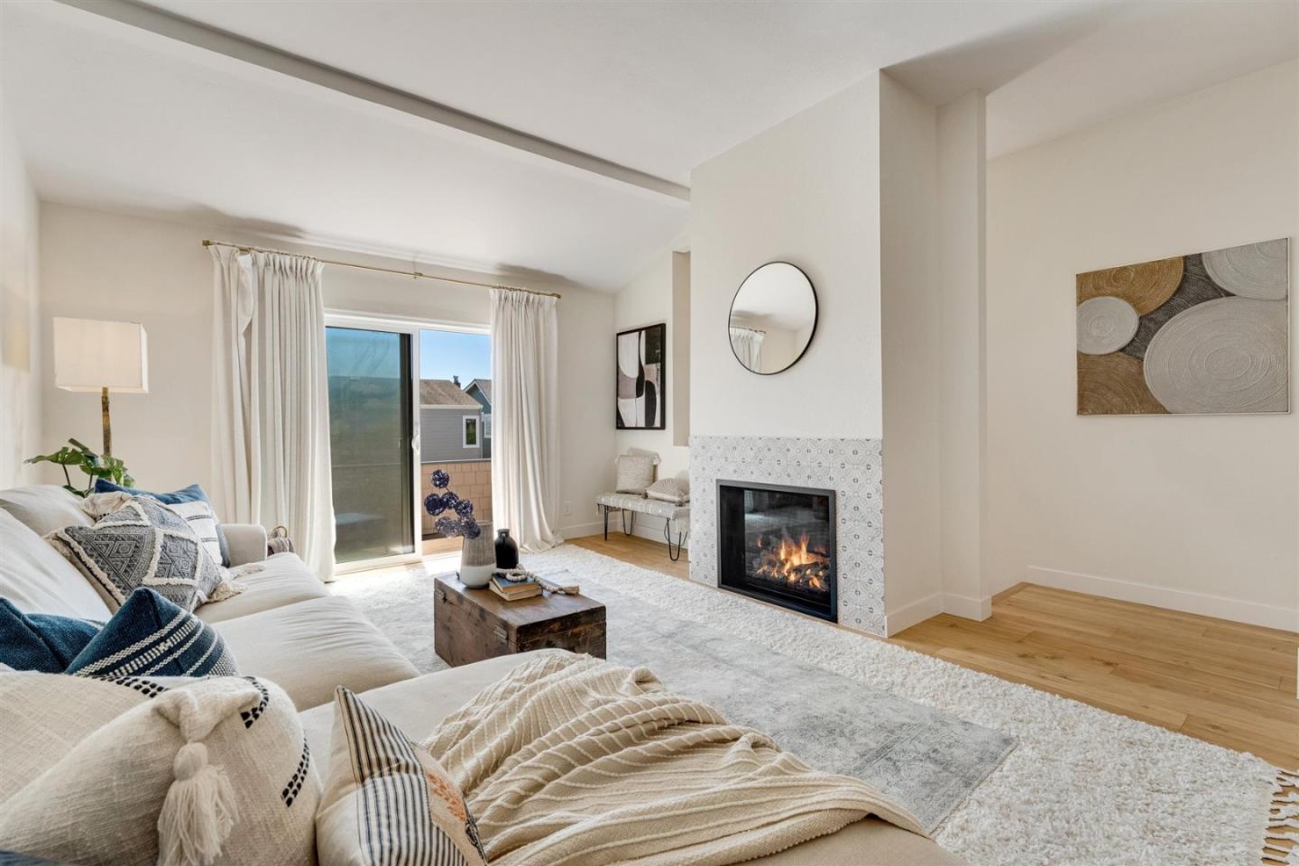 Detail Gallery Image 5 of 45 For 1103 via Tornasol, Aptos,  CA 95003 - 3 Beds | 2/1 Baths