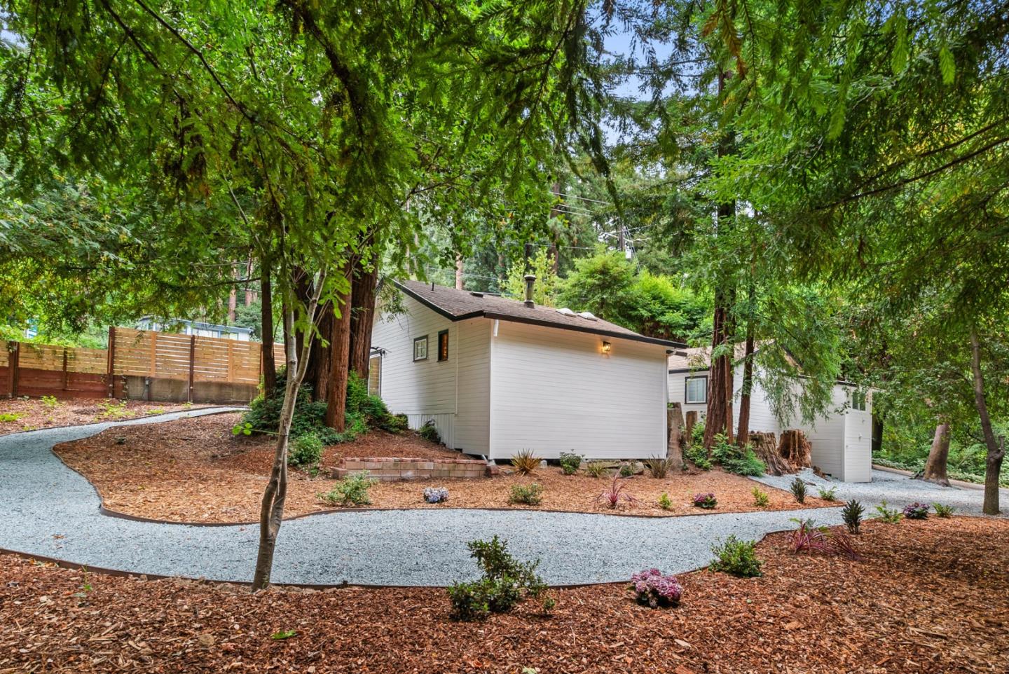 Detail Gallery Image 1 of 33 For 15315 Highway 9, Boulder Creek,  CA 95006 - 2 Beds | 2 Baths