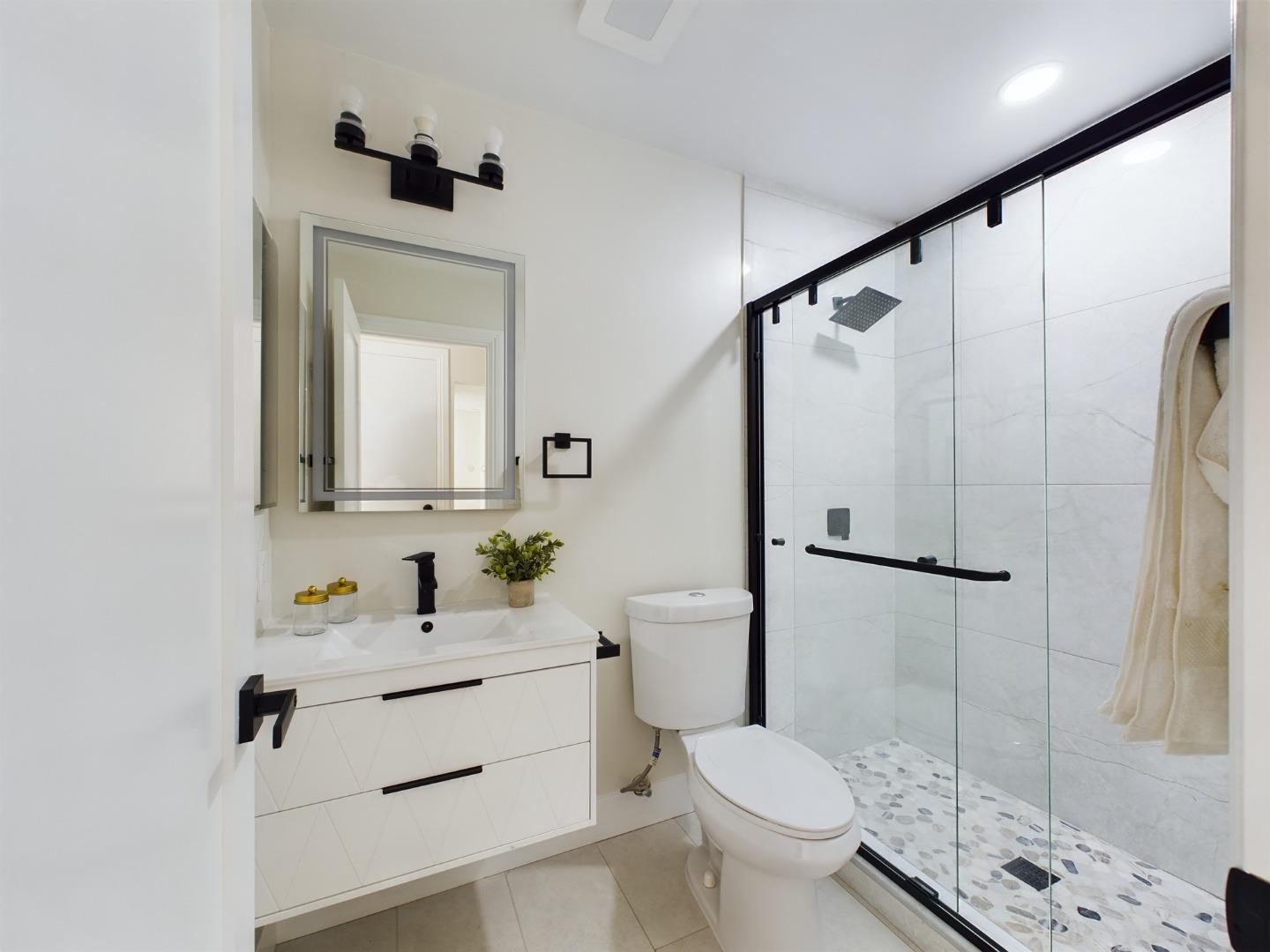 Detail Gallery Image 15 of 30 For 1382 Capitol, San Jose,  CA 95132 - 3 Beds | 2 Baths