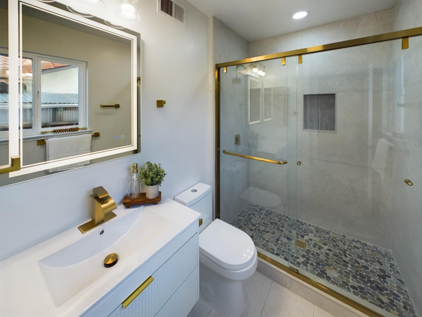 Detail Gallery Image 17 of 30 For 1382 Capitol, San Jose,  CA 95132 - 3 Beds | 2 Baths