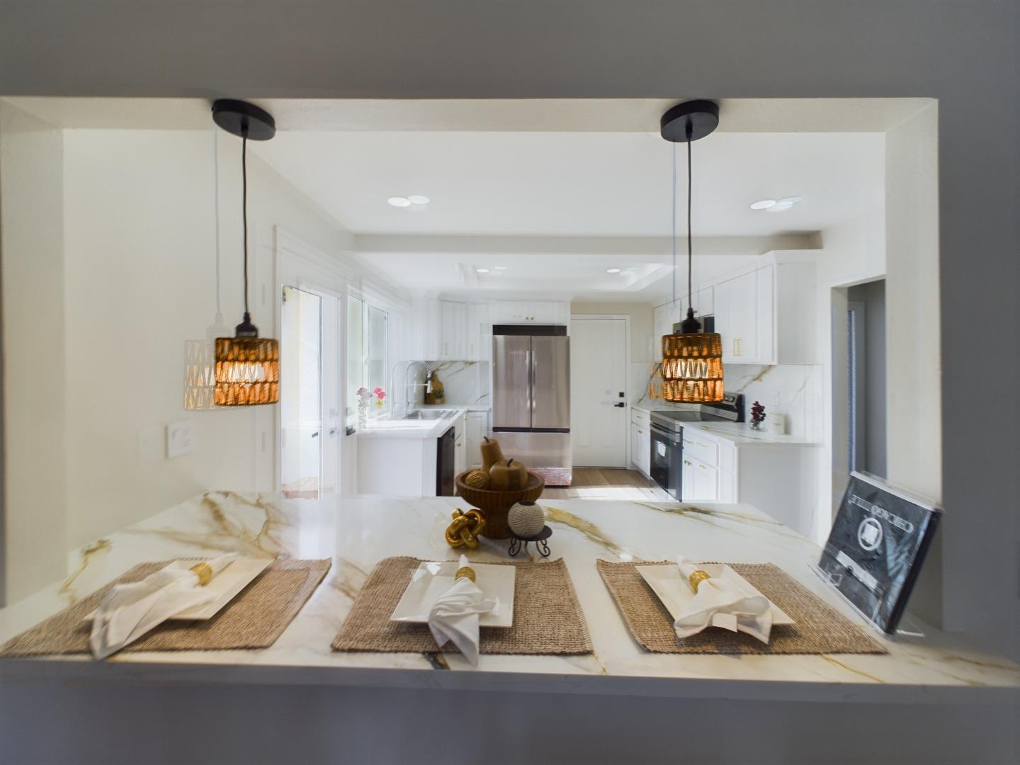 Detail Gallery Image 5 of 30 For 1382 Capitol, San Jose,  CA 95132 - 3 Beds | 2 Baths