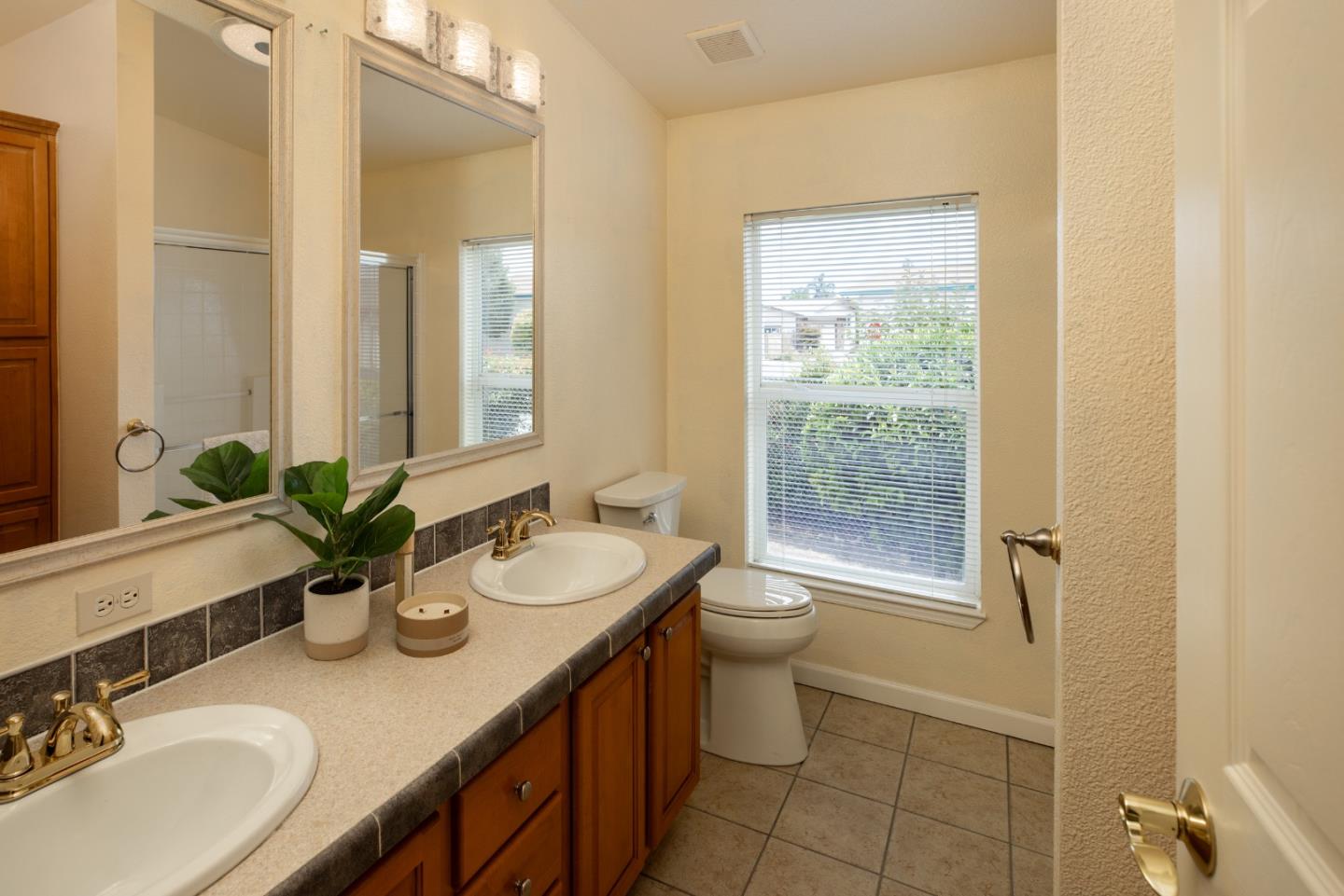 Detail Gallery Image 20 of 45 For 1225 Vienna Dr #933,  Sunnyvale,  CA 94089 - 3 Beds | 2 Baths